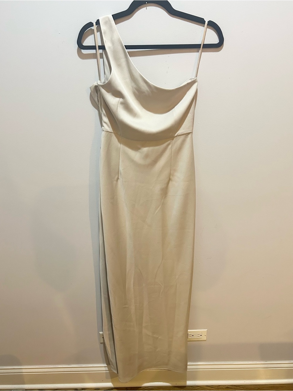 BHLDN Dylan Champagne One-Shoulder Satin Maxi Bridesmaid Dress, Sz 6 - Picture 3 of 8